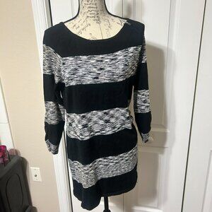 GNW Womens Medium Black Gray Colorblock Mini Sweater Dress Knit